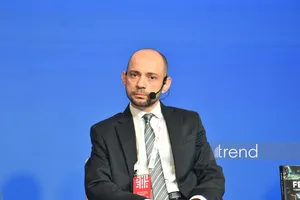 Освещение кризисов требует от журналистов профессиональной и психологической подготовки - Юсуф Озхан