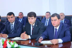 В Таджикистане обсудили подготовку новых школьных учебников