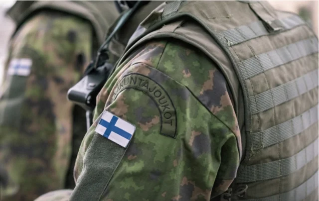 Finlandiya ordusunda kadr çatışmazlığı: Hərbçilər NATO-da xidmətdən imtina edirlər