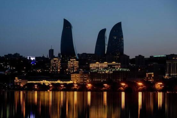 Киев и Москва прокомментировали тайную встречу России и Германии в Баку