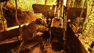 Боевая работа артиллерийских расчетов в зоне СВО: видео