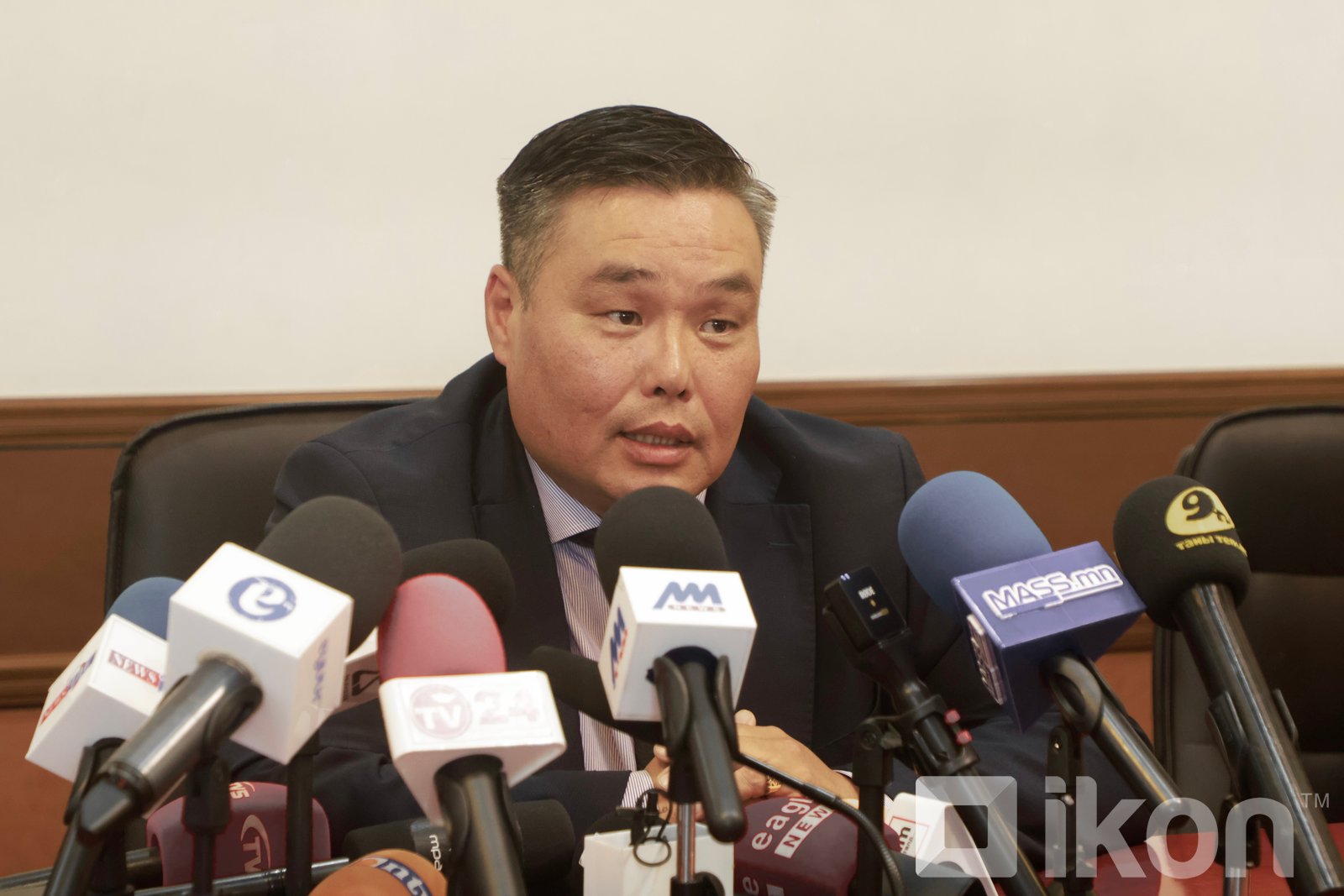 "Төсвөөс тавьж өгдөг мөнгө нь улсын чанартай замын 10-12 хувийг засахад хүрдэг тул төлбөр нэмэх шаардлага үүссэн"