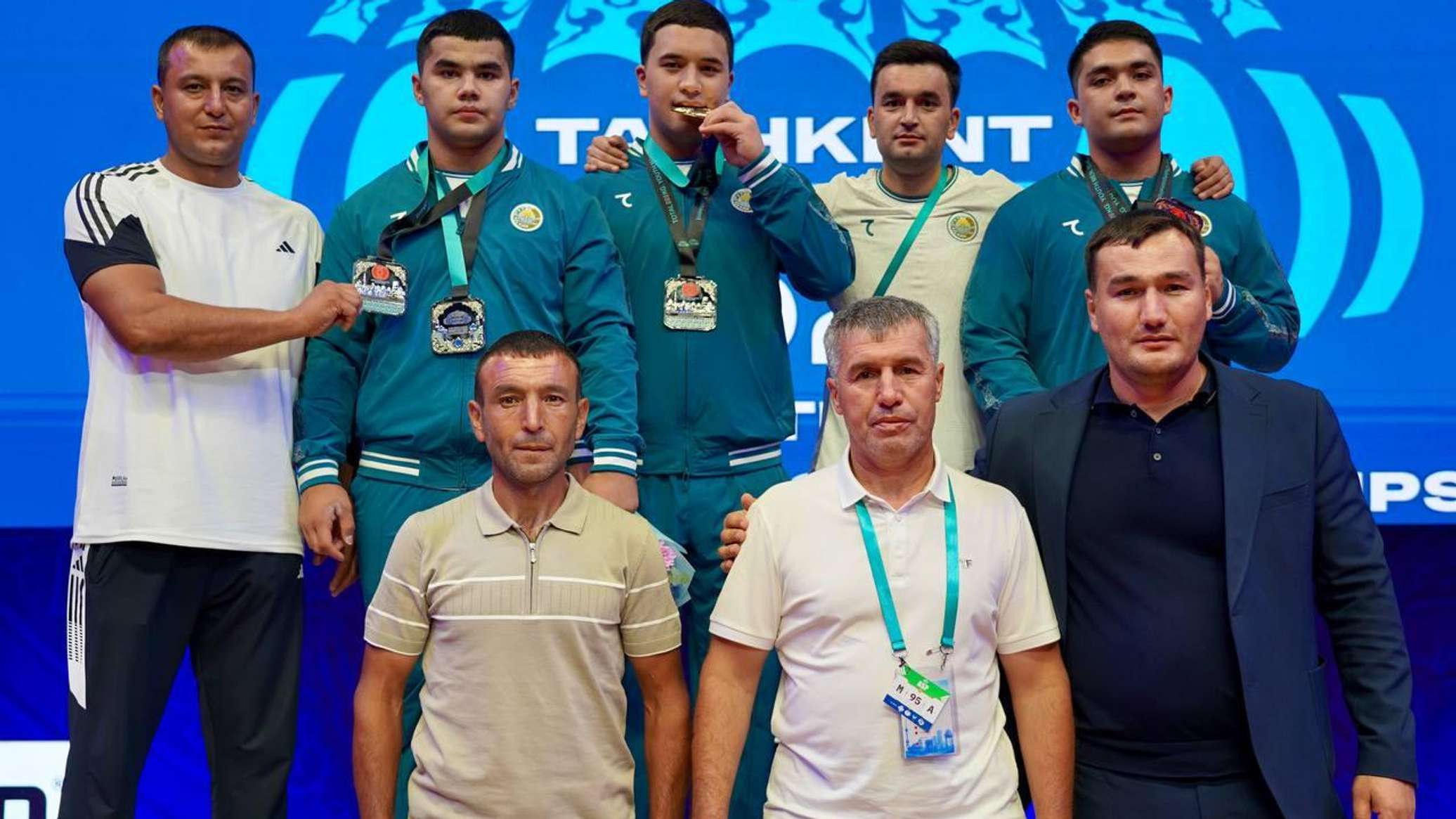 Тяжелая атлетика: узбекские спортсмены завоевали еще 15 наград на ЧА в Ташкенте