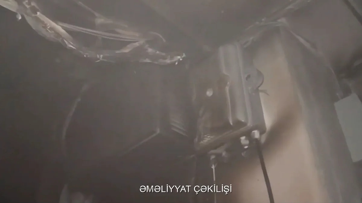 В Бинагадинском районе жильцов многоэтажки эвакуировали из-за пожара