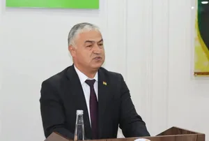 Для пострадавших от пожара на рынке Хорога предпринимателей построят новые магазины