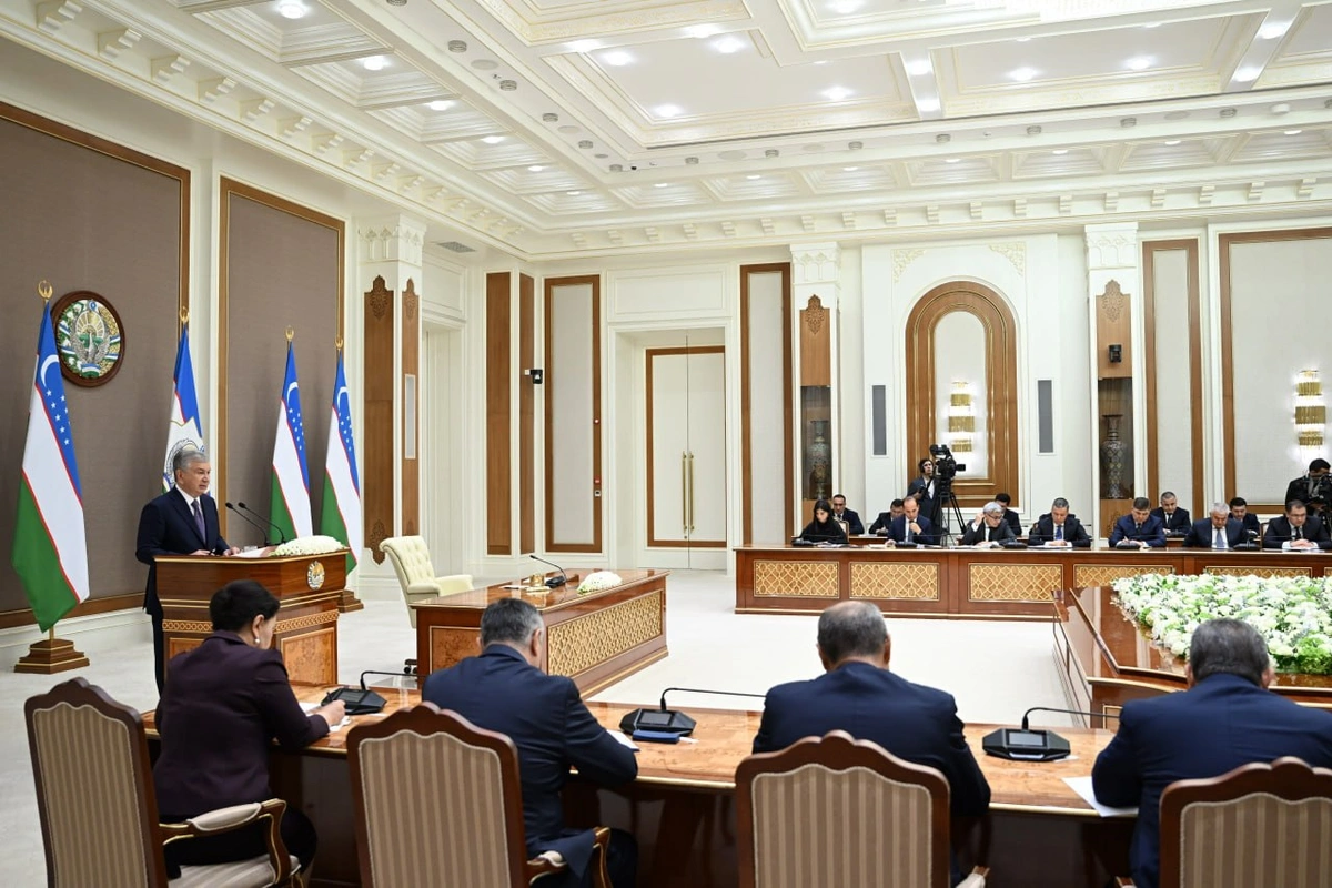 Президент раскритиковал «Худудгазтаъминот» и РЭС за низкую производительность труда и долгое устранение аварий