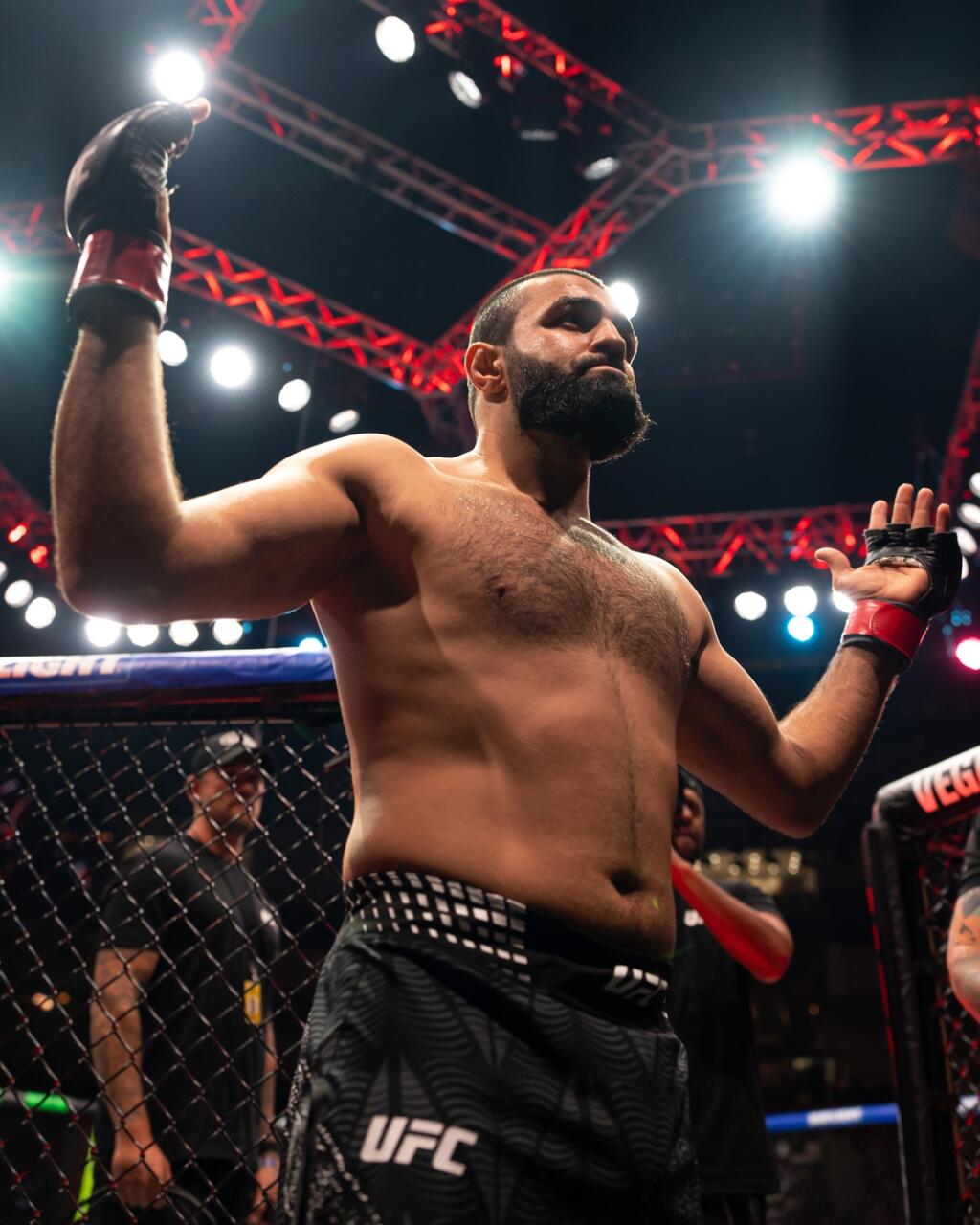 Таир Абдуллаев поделился впечатлениями о победе на UFC Fight Night