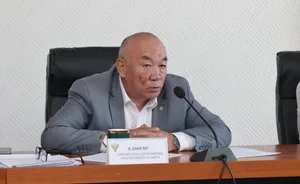 Баян-Өлгий аймгийн засаг дарга Е.Зангарыг үүрэгт ажлаас нь чөлөөлжээ