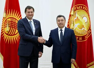 Садыр Жапаров встретился с главой МИД Беларуси Максимом Рыженковым