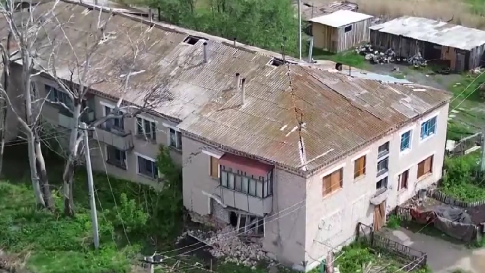 Часть жилого дома обрушилась в Северо-Казахстанской области