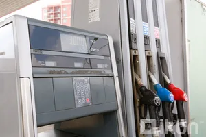 Өнөө өглөө нийт 32 вагон АИ-92 шатахуун иржээ