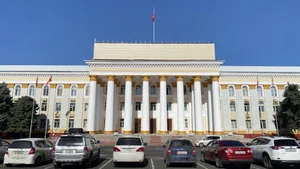 Сообщили о бомбе. Из Дома правительства эвакуировали служащих МИД и Минэкономики