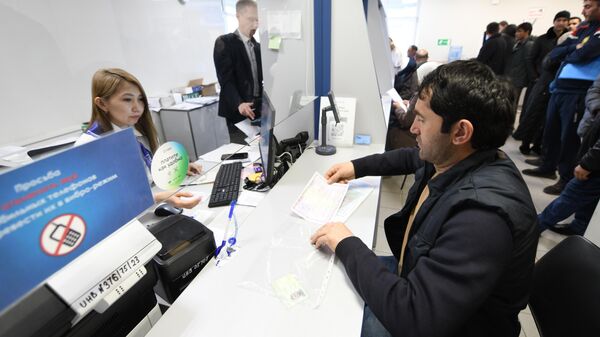 Власти Таджикистана напомнили мигрантам об усилении контроля на границах РФ