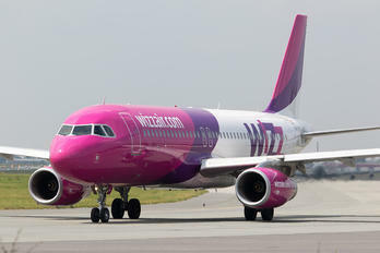 “Wizz Air” İsrailə bütün uçuşları
