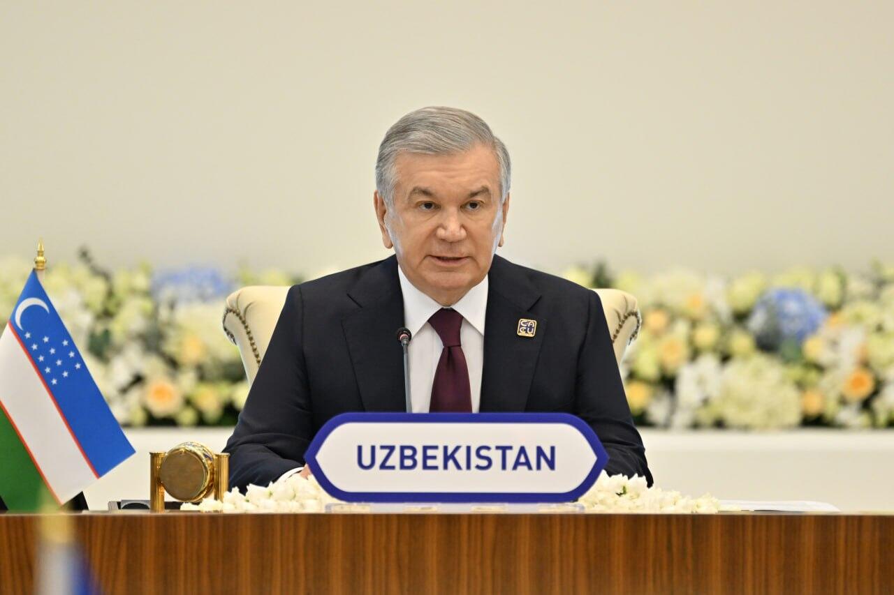 Президент Узбекистана посетит Азербайджан с рабочим визитом
