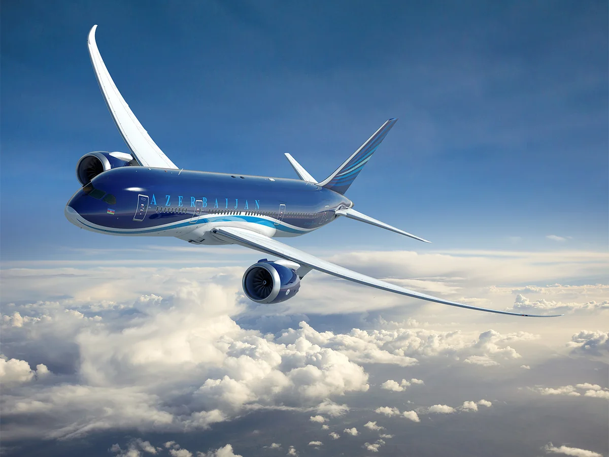 AZAL запустил услугу бортового интернета для пассажиров на самолетах нового поколения